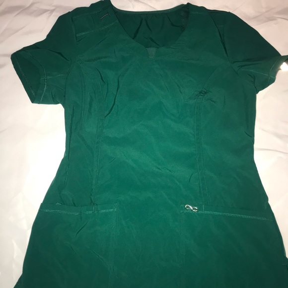 Hunter green Cherokee infinity scrub top& bottoms